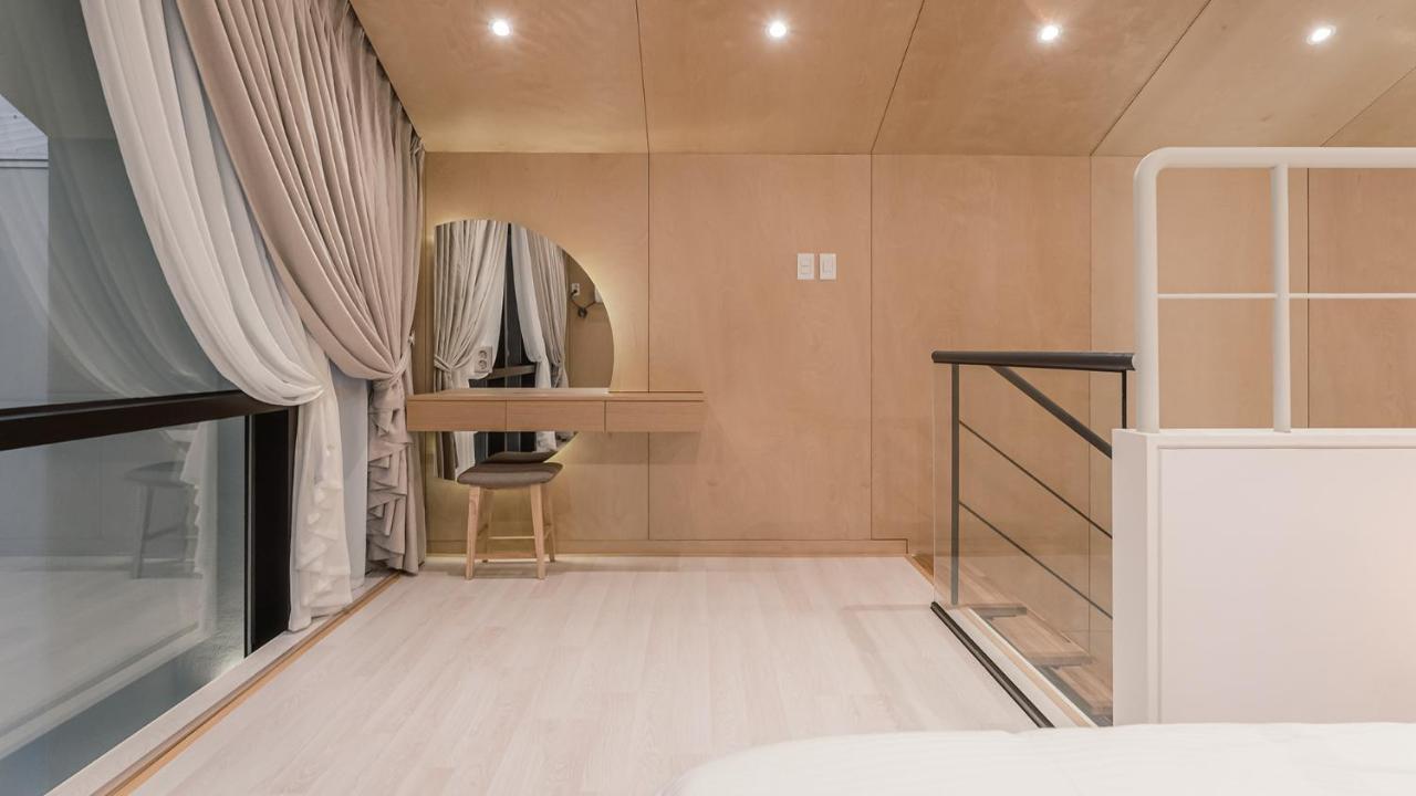Albescent Poolvilla Гиеонгджу Екстериор снимка